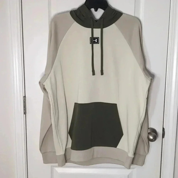 Under Armour Rival Fleece Colorblock Hoodie - Picture 2 of 8